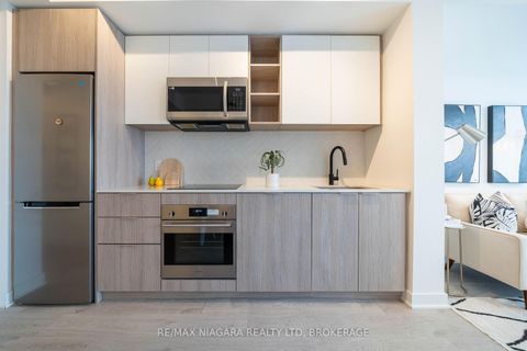 Photo 14 at 2611 - 36 ZORRA Street, City Centre West, Toronto