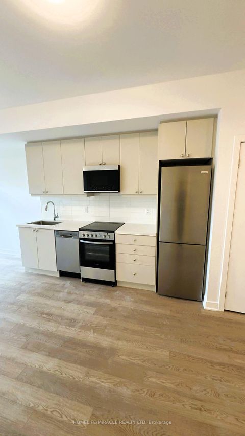 Photo 4 at 404 - 55 Clarington Boulevard, Bowmanville, Clarington