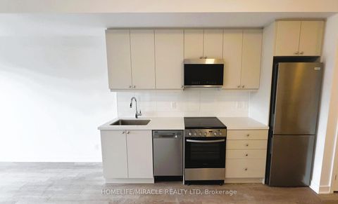 Photo 10 at 404 - 55 Clarington Boulevard, Bowmanville, Clarington