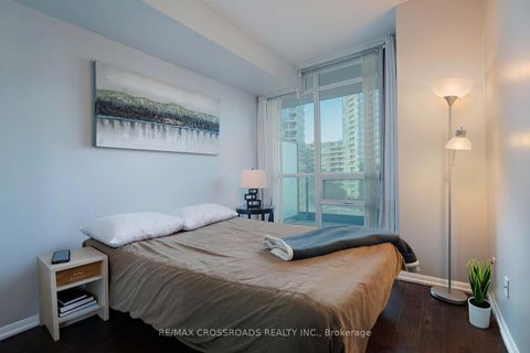 Photo 17 at 755 - 209 Fort York Boulevard, Niagara, Toronto