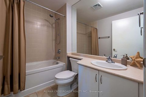 Photo 18 at 755 - 209 Fort York Boulevard, Niagara, Toronto