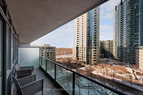 Photo 20 at 755 - 209 Fort York Boulevard, Niagara, Toronto
