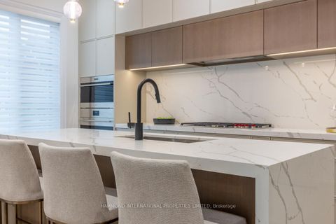 Photo 4 at 372 Briar Hill Avenue, Lawrence Park South, Toronto