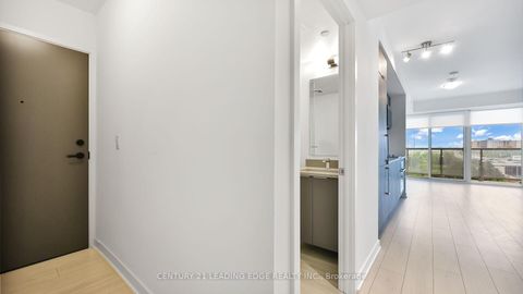 Photo 3 at 601 - 2033 Kennedy Road, Malvern West, Toronto
