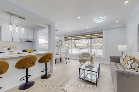 Photo 5 at 7 Stoney Creek Drive, West Hill, Toronto