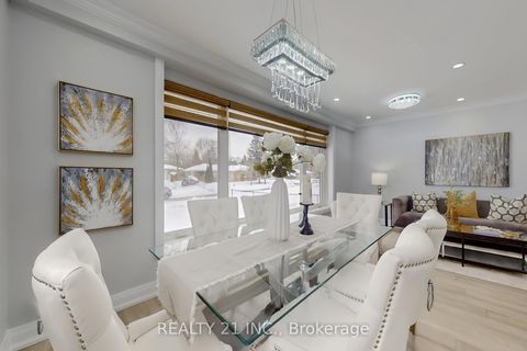 Photo 11 at 7 Stoney Creek Drive, West Hill, Toronto