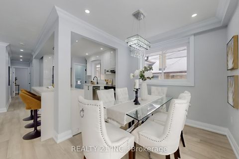 Photo 12 at 7 Stoney Creek Drive, West Hill, Toronto