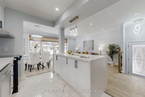 Photo 18 at 7 Stoney Creek Drive, West Hill, Toronto