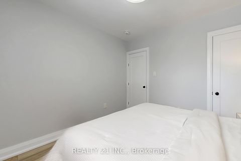 Photo 29 at 7 Stoney Creek Drive, West Hill, Toronto