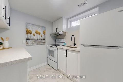 Photo 34 at 7 Stoney Creek Drive, West Hill, Toronto