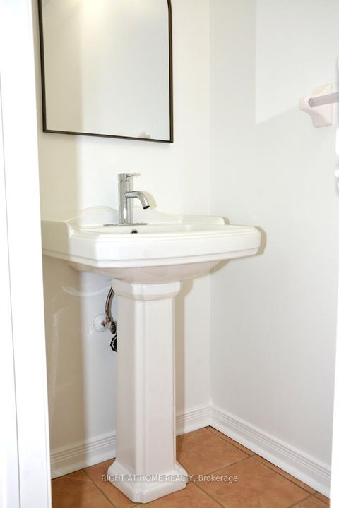 Photo 6 at 242 Flagstone Way, Woodland Hill, Newmarket