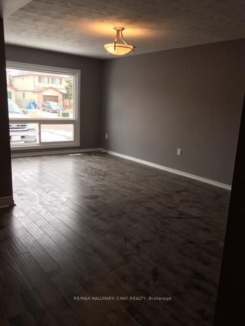 Photo 1 at 61 Corbett Drive, Grove East, Barrie