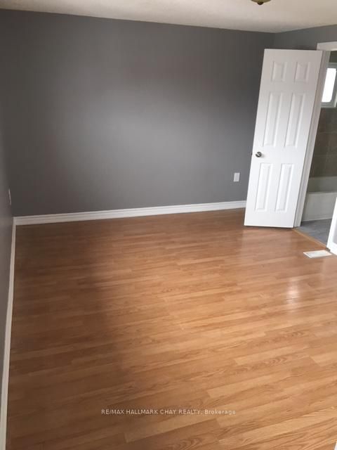 Photo 5 at 61 Corbett Drive, Grove East, Barrie