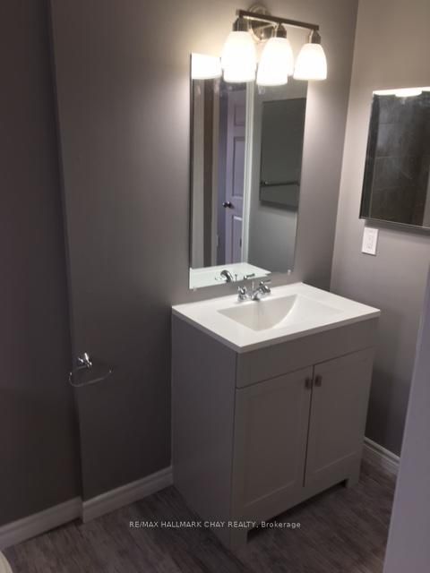 Photo 9 at 61 Corbett Drive, Grove East, Barrie