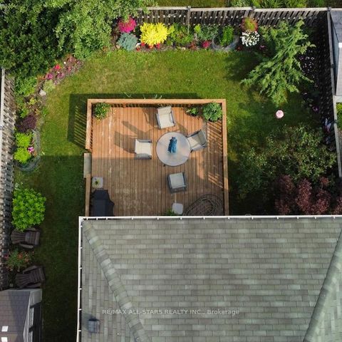 Photo 4 at 56 Ian Drive, Keswick South, Georgina