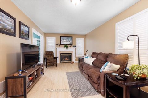 Photo 11 at 56 Ian Drive, Keswick South, Georgina