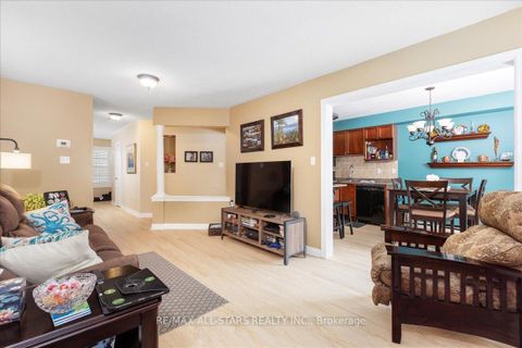 Photo 14 at 56 Ian Drive, Keswick South, Georgina