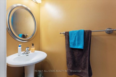 Photo 19 at 56 Ian Drive, Keswick South, Georgina