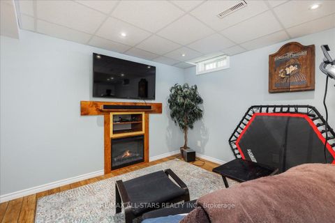 Photo 30 at 56 Ian Drive, Keswick South, Georgina