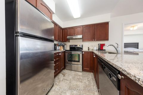 Photo 2 at 1621 - 35 Hollywood Avenue, Willowdale East, Toronto