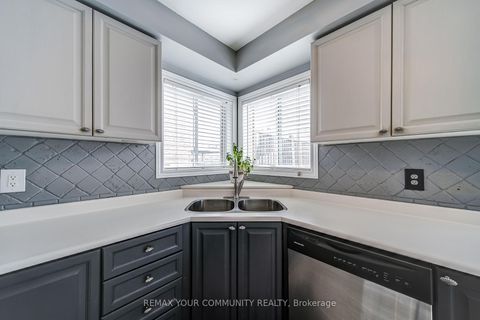 Photo 14 at 93 Amberview Drive, Keswick South, Georgina