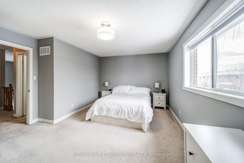 Photo 25 at 93 Amberview Drive, Keswick South, Georgina