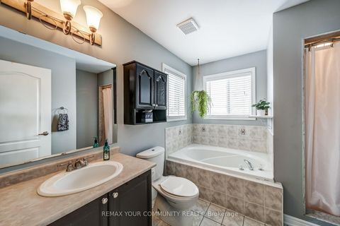 Photo 26 at 93 Amberview Drive, Keswick South, Georgina