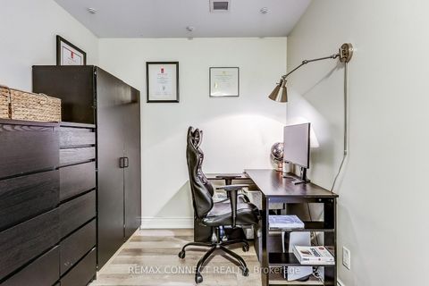 Photo 4 at 420 - 21 Brookhouse Drive, Newcastle, Clarington