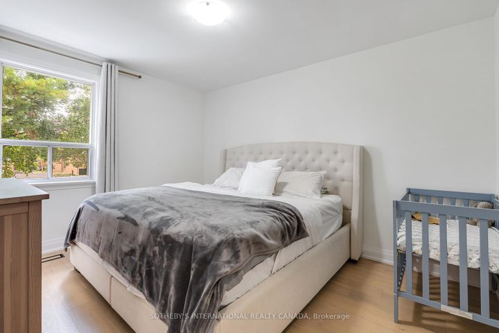 Photo 17 at 38 Vauxhall Drive, Dorset Park, Toronto