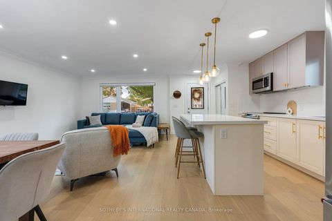 Photo 8 at 38 Vauxhall Drive, Dorset Park, Toronto