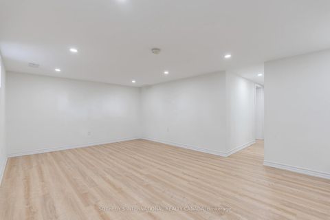 Photo 27 at 38 Vauxhall Drive, Dorset Park, Toronto