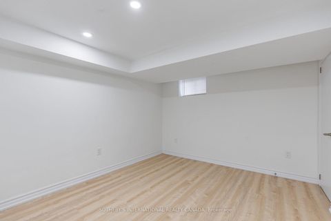 Photo 28 at 38 Vauxhall Drive, Dorset Park, Toronto