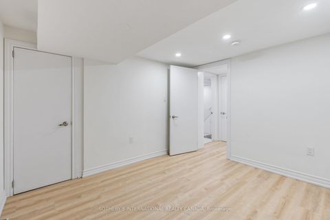 Photo 29 at 38 Vauxhall Drive, Dorset Park, Toronto