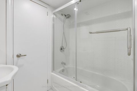 Photo 31 at 38 Vauxhall Drive, Dorset Park, Toronto