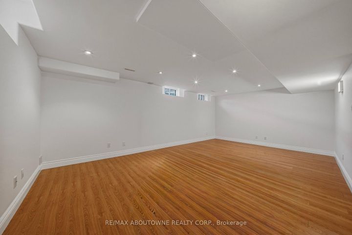 Photo 31 at 23 Arabia Gate, Wellington, Brampton