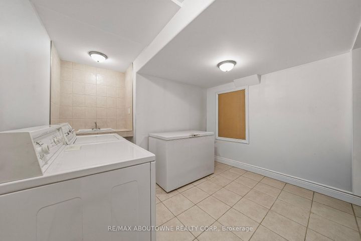 Photo 32 at 23 Arabia Gate, Wellington, Brampton