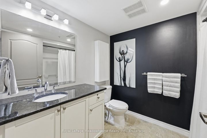 Photo 7 at 114 - 1440 MAIN Street E, DE Dempsey, Milton