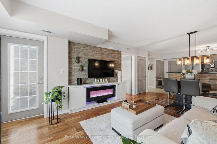 Photo 9 at 114 - 1440 MAIN Street E, DE Dempsey, Milton