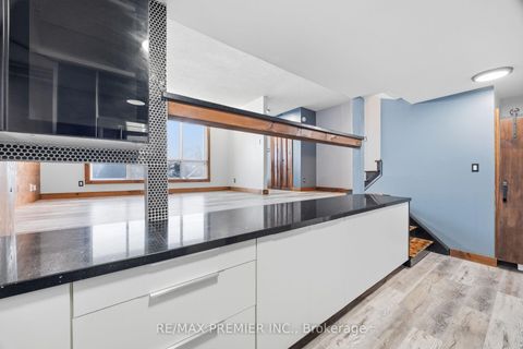 Photo 15 at 3783 Morning Star Drive, Malton, Mississauga