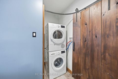 Photo 16 at 3783 Morning Star Drive, Malton, Mississauga