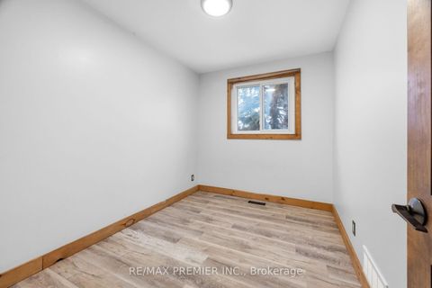 Photo 23 at 3783 Morning Star Drive, Malton, Mississauga