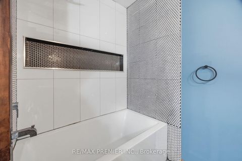 Photo 28 at 3783 Morning Star Drive, Malton, Mississauga