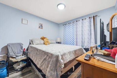 Photo 42 at 3783 Morning Star Drive, Malton, Mississauga