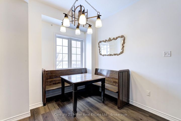 Photo 6 at 24 HUGILL Way, Waterdown, Hamilton