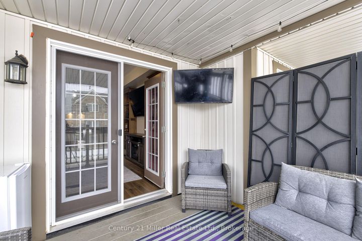 Photo 23 at 24 HUGILL Way, Waterdown, Hamilton