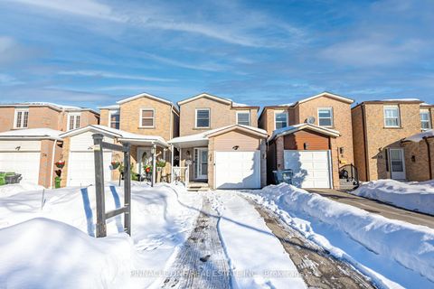 Photo 1 at 6 Mansewood Gardens, West Hill, Toronto