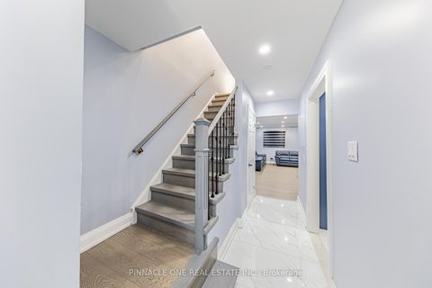 Photo 7 at 6 Mansewood Gardens, West Hill, Toronto