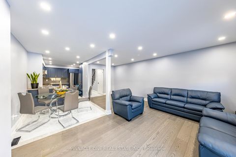 Photo 15 at 6 Mansewood Gardens, West Hill, Toronto