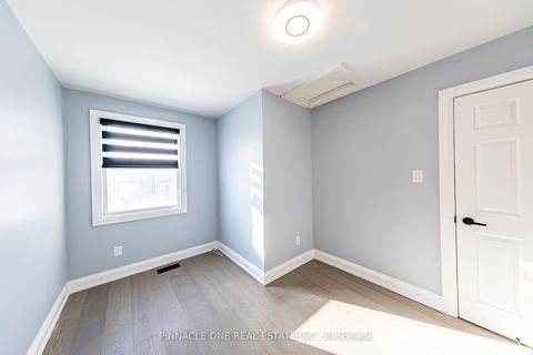 Photo 22 at 6 Mansewood Gardens, West Hill, Toronto