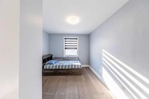 Photo 23 at 6 Mansewood Gardens, West Hill, Toronto